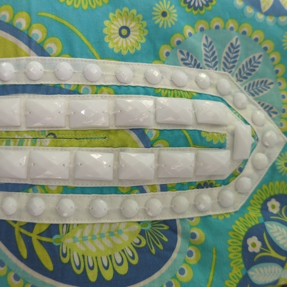 Floral Bejeweled Blouse - Picture 2 of 8